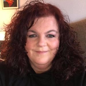 Meet your Posher, Lynnae